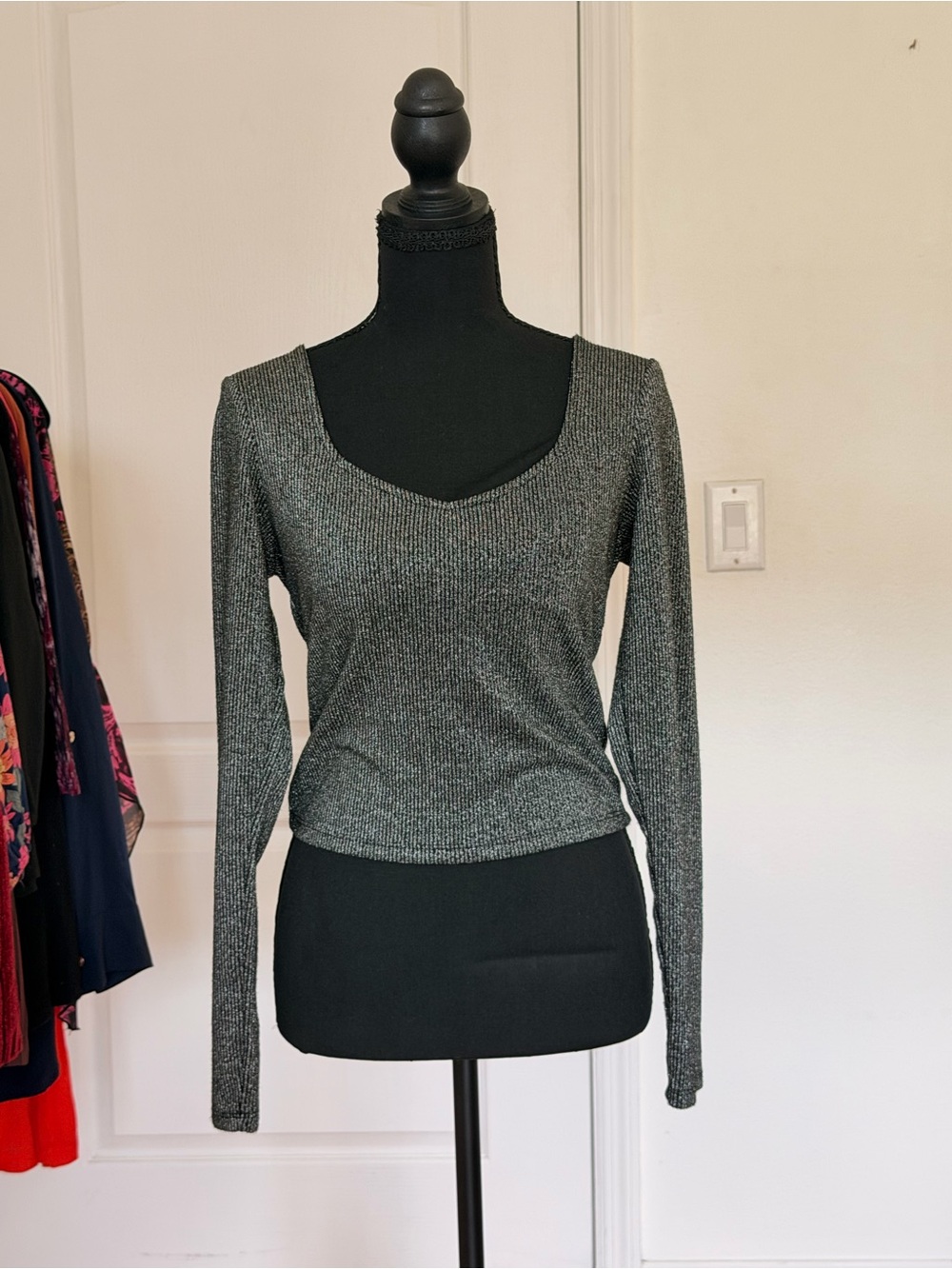 Old Navy Black & Silver Metallic Shimmer Long Sleeve Top